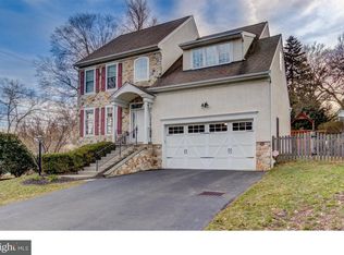 28 W Circular Ave, Paoli, PA 19301