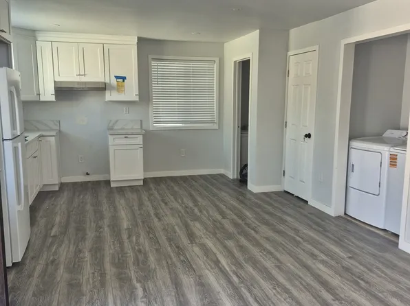 13112 Vultee Ave #B, Bellflower, CA 90706