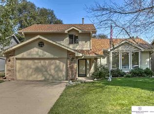 15272 V St, Omaha, NE 68137