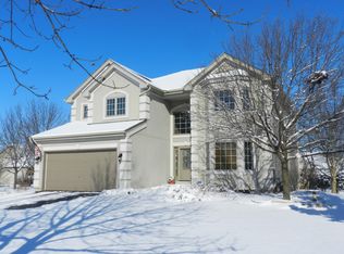 2743 Fairhauser Rd, Naperville, IL 60564