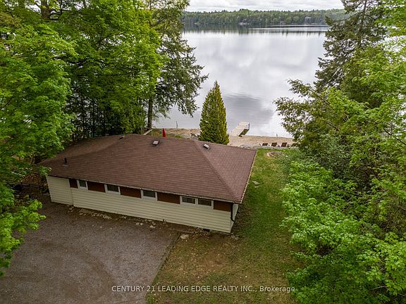 4th image of 1963 White Lake Rd W