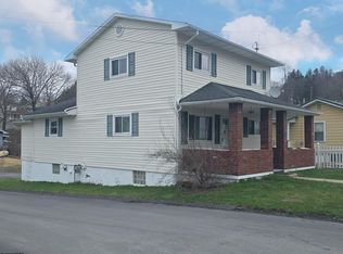 103 Williams Ave, Kingwood, WV