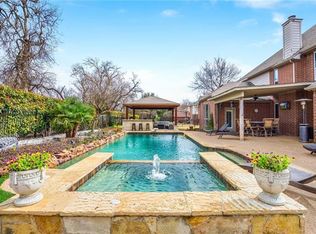 313 Normandy Ln, Heath, TX