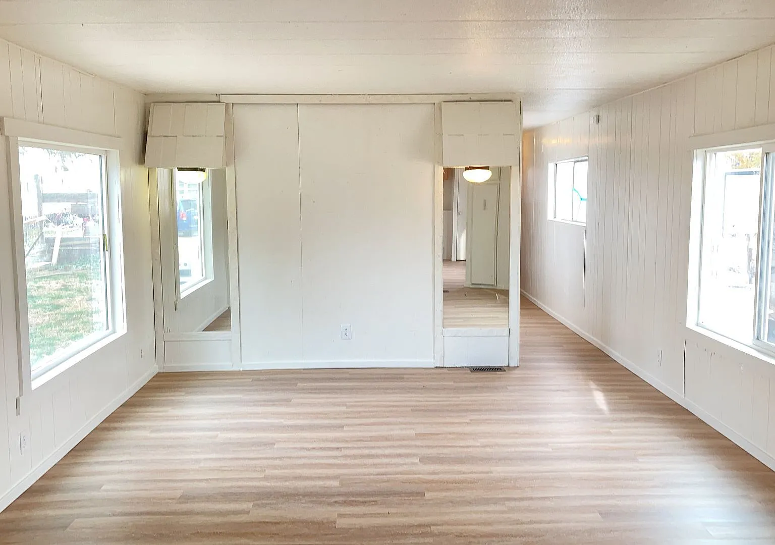 Golden Rail Trailer Park — Photo 1