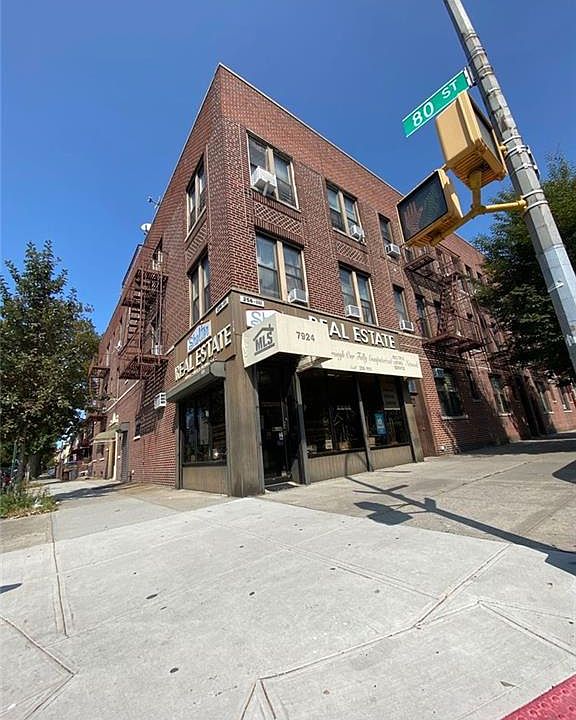 2nd image of 7914-24 18th Ave