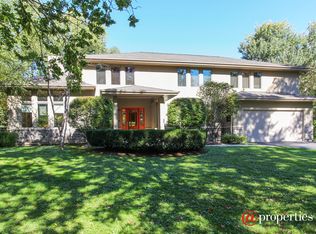 2880 Weller Ln, Northbrook, IL 60062