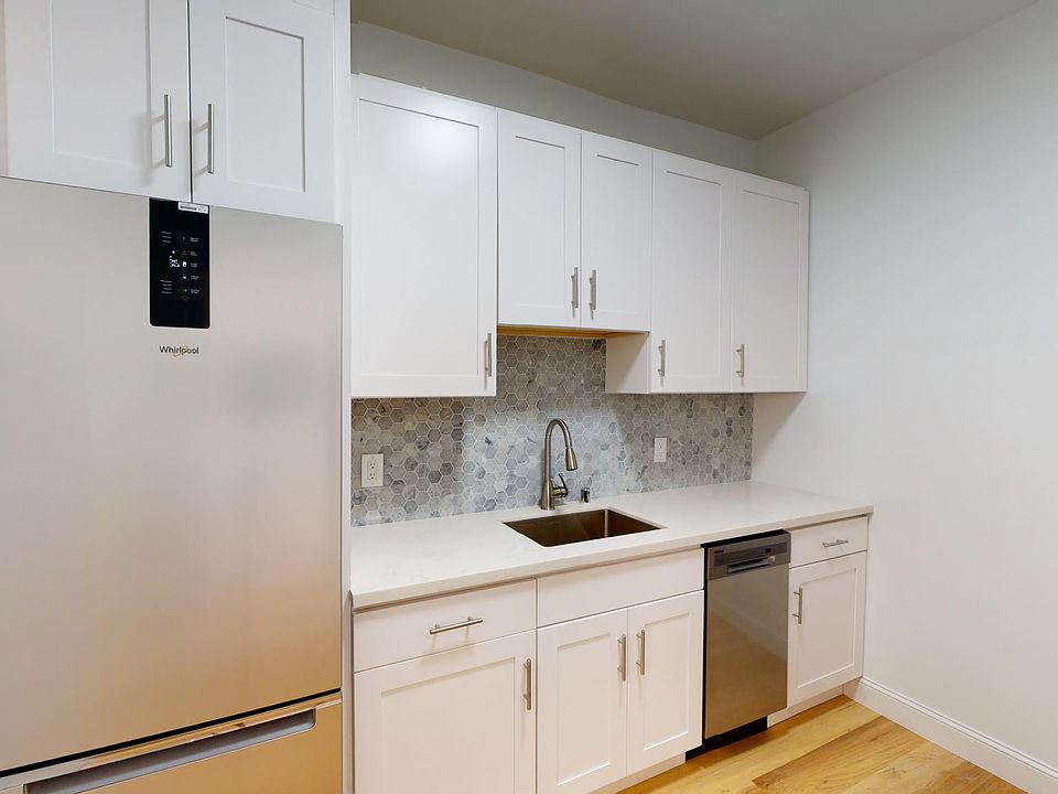 1st image of 1395 Golden Gate Ave APT 503