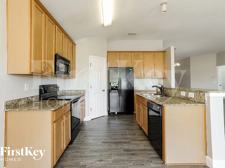 13760 Fish Eagle Dr W — Photo 6