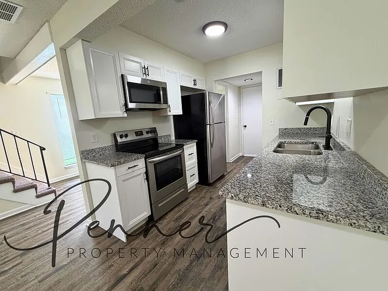 18811 E Lexington Rd — Photo 3
