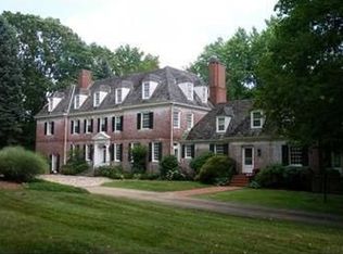 304 Olde Chapel Trl, Pittsburgh, PA 15238