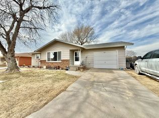 1207 Fern St, Victoria, KS 67671
