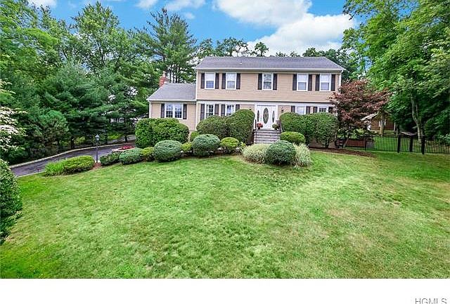 1st image of 5 Heritage Dr