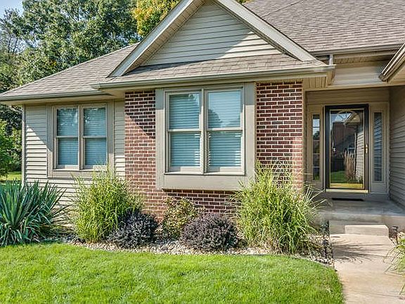 3rd image of 51193 Sussex Point Dr