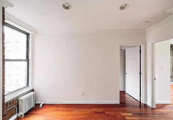 4th image of 141 W 10th St APT 23A