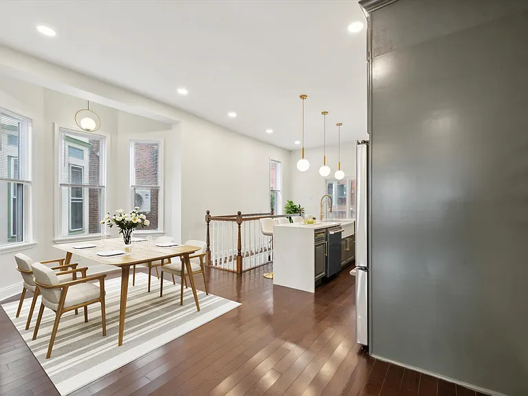 4911 Warrington Ave — Photo 51