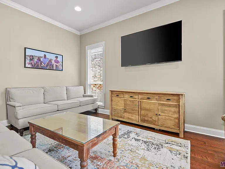 7611 Ibiza Dr — Photo 3
