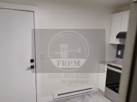 4th image of 148 Buffinton St #1R