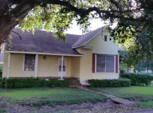 807 7th St, Colfax, LA 71417