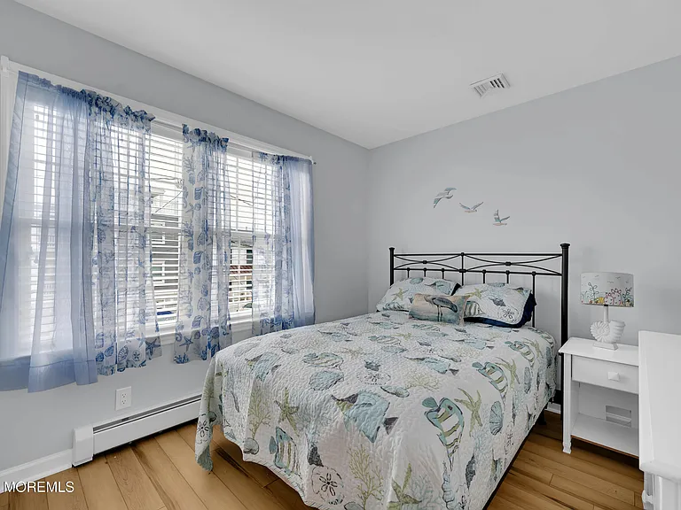 8 Nichols Ave — Photo 16