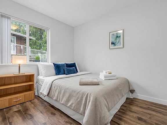 3rd image of 6231 Nadine Cres #65120