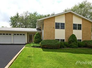 6424 Dean Dr, Woodridge, IL