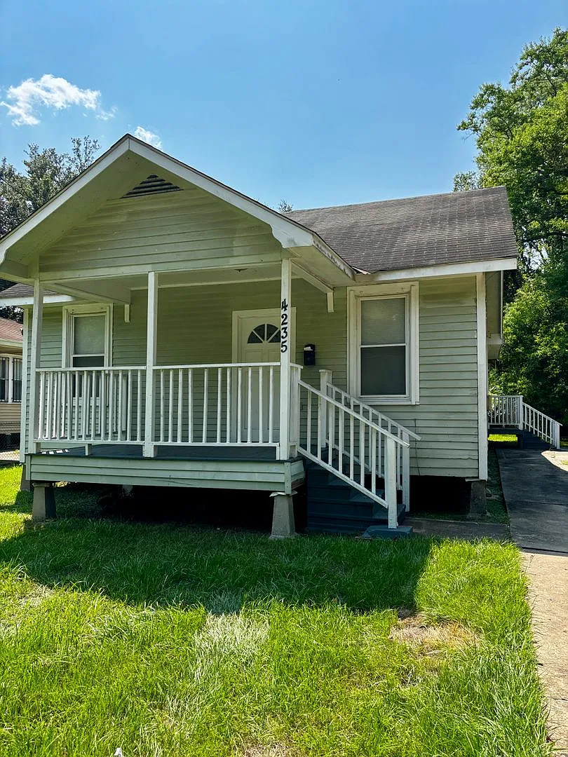 House for Rent — Photo 1