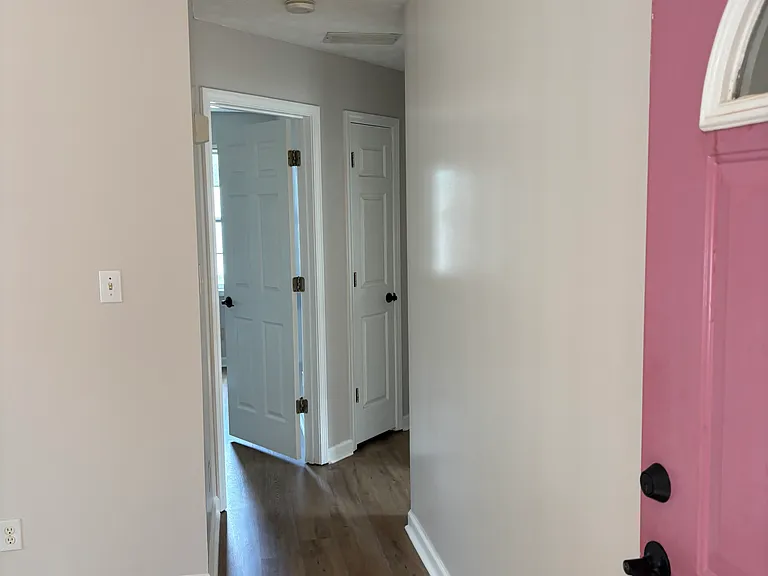 328 Mary Alice Dr — Photo 2