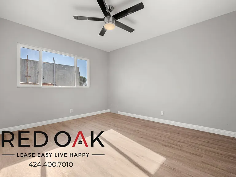 8015 S Western Ave #5 — Photo 16