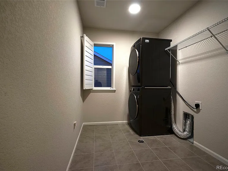 6782 Petunia Pl — Photo 34