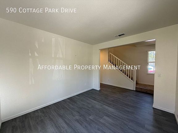 4th image of 590 Cottage Park Dr
