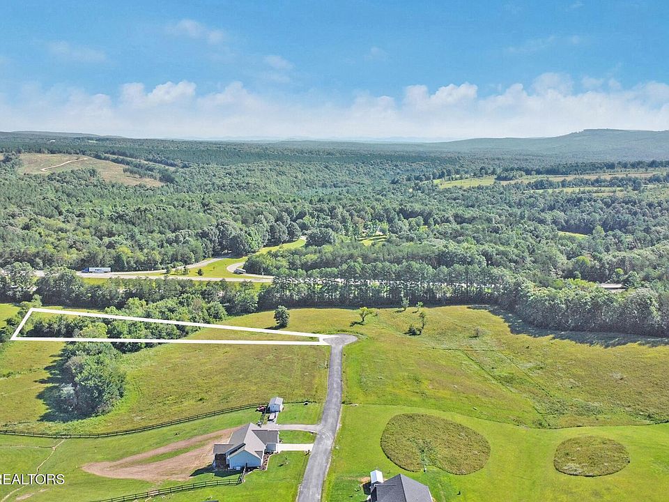 1st image of 39 Estate Ln