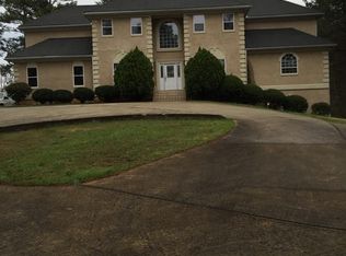 8462 Lake Vista Ct, Jonesboro, GA 30236