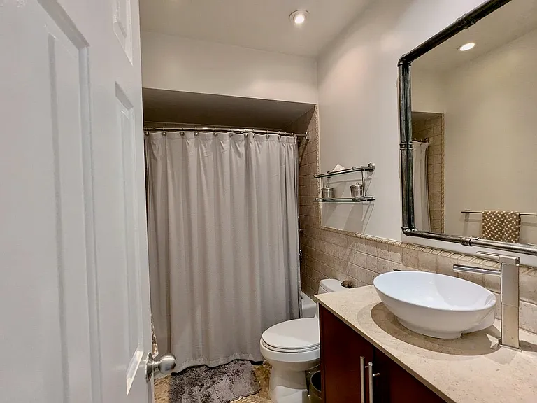 319 Barrow St #6B — Photo 12