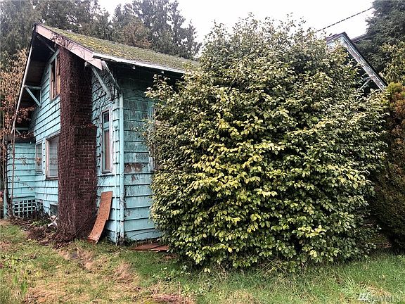 5th image of 7573 Lake City Way NE
