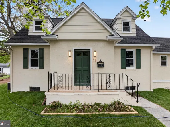 39 Elm Ave, Pitman, NJ 08071