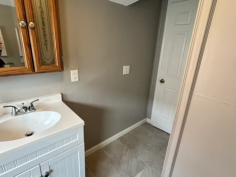 2939 Minot Ave — Photo 15