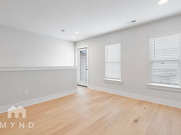 2242 N Graham St #2 — Photo 13
