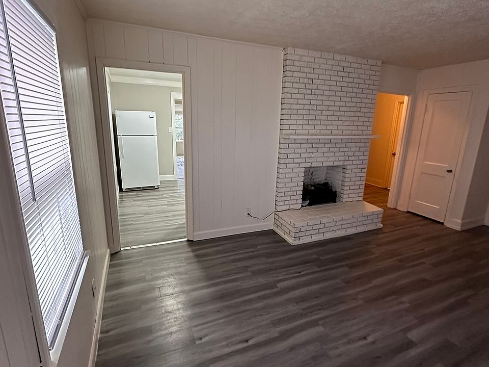 1st image of 2093 N Ford St