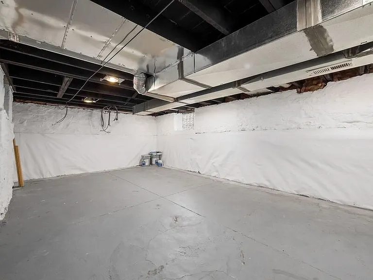 561 Kimball Pl — Photo 26