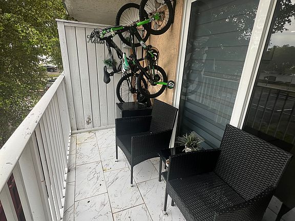 2nd image of 270 NW 107th Ave APT 211
