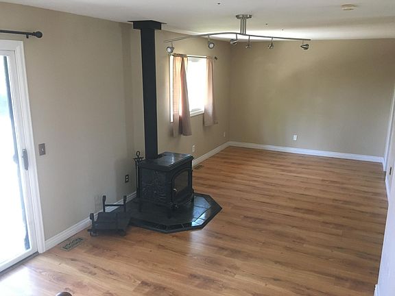 3rd image of 4402 Cheyenne Dr