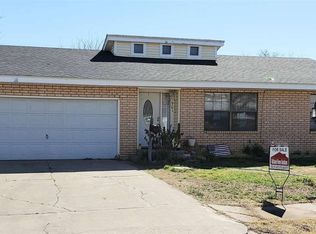 901 Pequeno Camino, Roswell, NM 88203