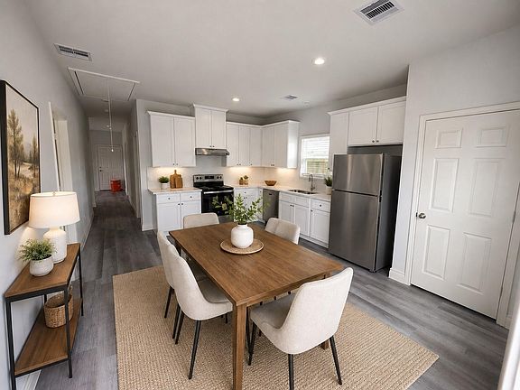 5th image of 9606 Scarlet Robin Ln