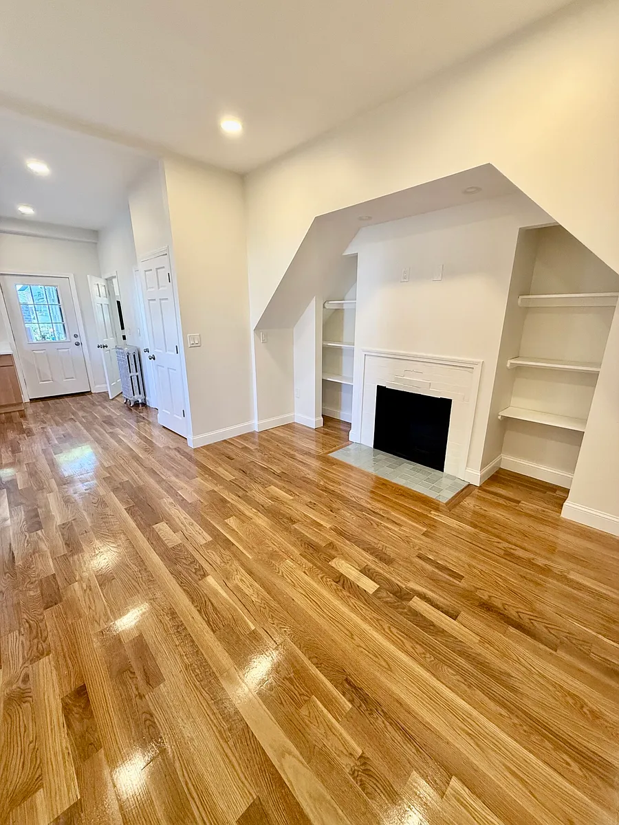 Building Photo - 122 Chestnut St #1