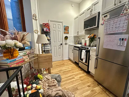 222 East 21st Street #1B