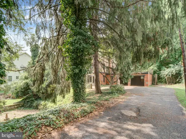 3819 Suitland Rd SE, Washington, DC 20020