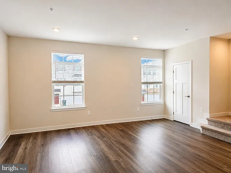 340 Paca Gardens Ln — Photo 30
