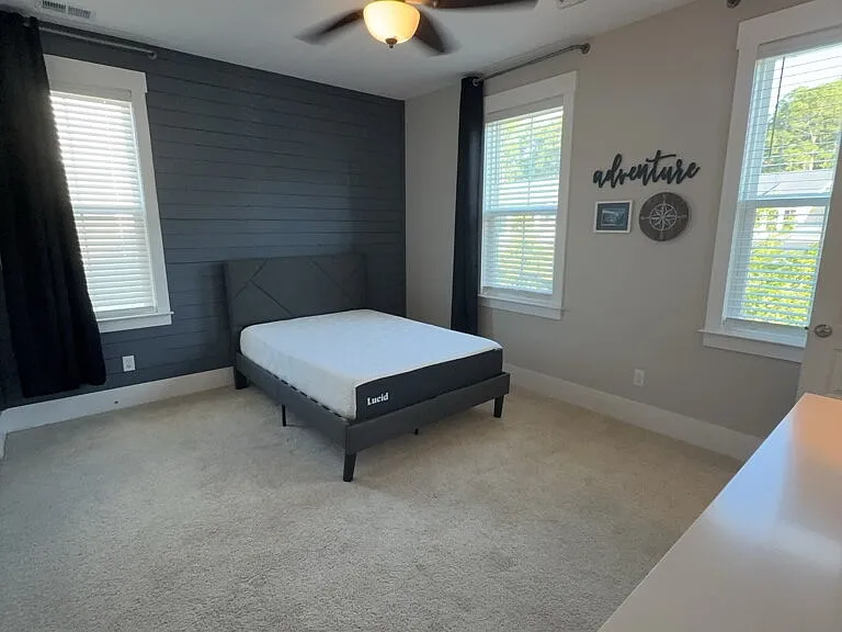 393 Oak Park St — Photo 20