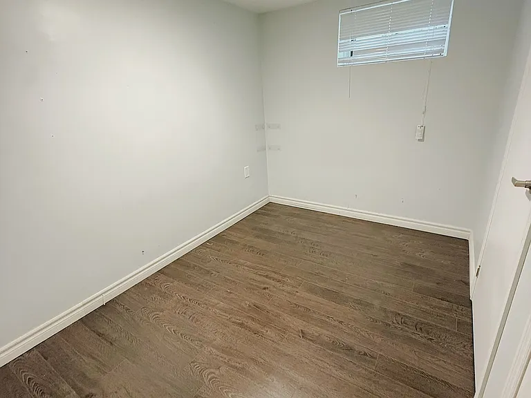 391 Taylor Mills Dr S — Photo 11