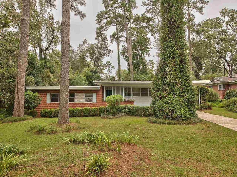 1st image of 1118 Camellia Dr